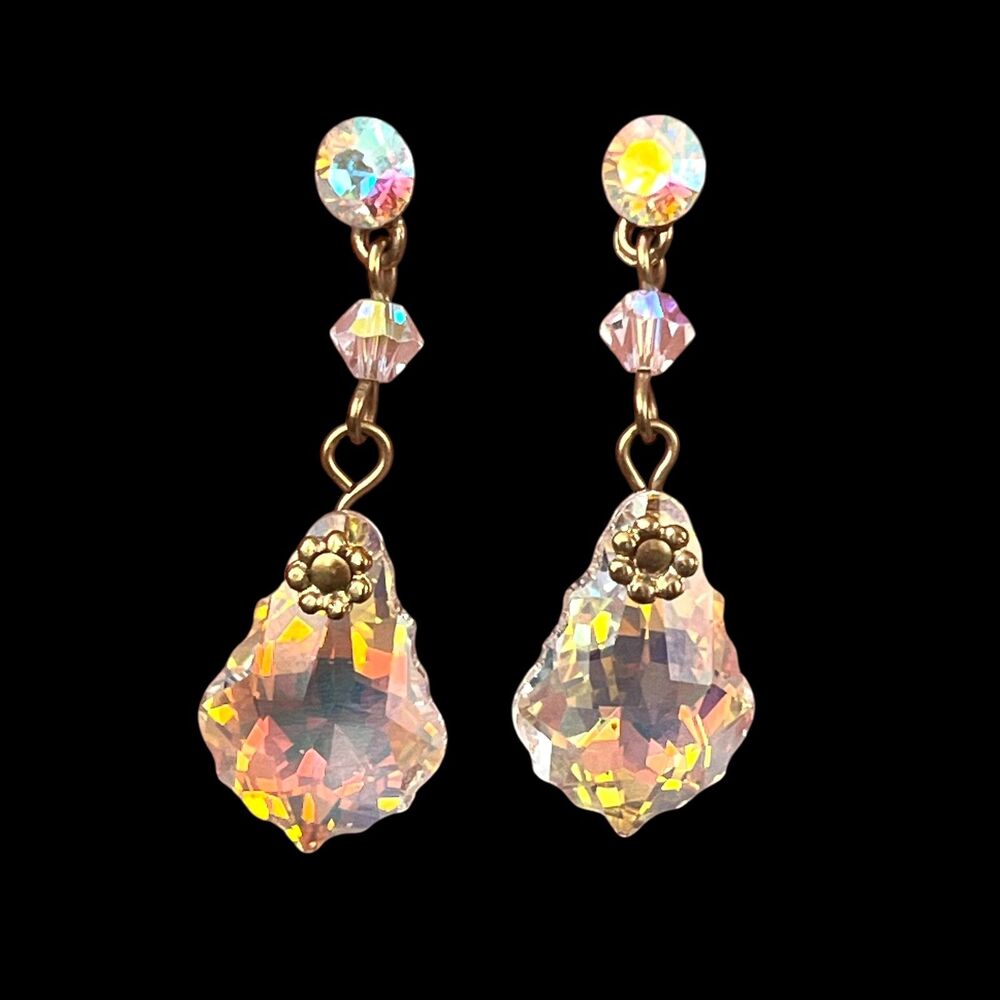 Y2K Gold Tone AB Crystal Earrings Baroque Drop 2000s Pierced - 1Q